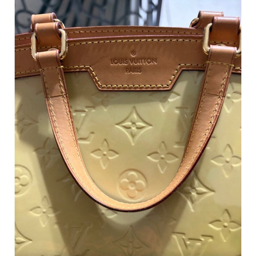 Louis Vuitton Yellow Vernis Brea EUC - Picture 11 of 11